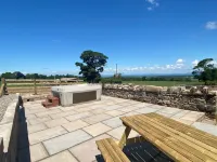 Rattlebeck Farm Holiday Cottage - Pet friendly