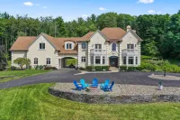 Secluded Lux Mansion Pool Home with Amazing Views