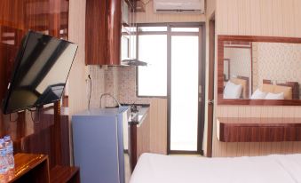 Cozy Studio at Lagoon Bekasi Town Square Apartment