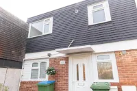 4 Bedroom Haven in Southampton Hotels near Willis Avenue Recycling Centre