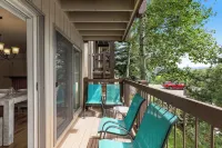Woodbridge Condos by Snowmass Vacations