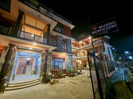 Dharma Backpackers