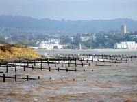 Family 4-Bed Apartment in Dawlish with Sea View Hotel di Dawlish