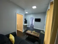 The Mellow Yellow Hotels in Sanford