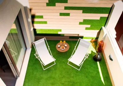 VOGHE PREMIUM FLATS Hotels near Hemisferic