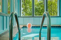 Romantic Cabin Retreat by Ghosal Luxury Lodging - Private Pools
