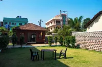 Dacha Arambol Hotel dekat Fort Terekhol