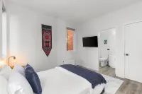 Meleys' Crimson Keep: Driftmark's Suite Hotels in 