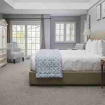 The Sand Hill Inn Rooms