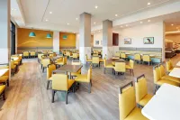 Fairfield Inn by Marriott Inn & Suites Anaheim Theme Park/Convention Area - breakfast