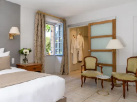 Hotel Restaurant le Centenaire Hotels in Les Eyzies-De-Tayac-Sireuil