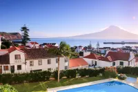 Hotel Horta - ที่มีสระว่ายน้ำ