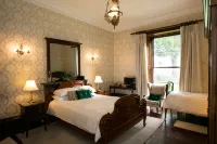 Elm Grove Country House Hotels in Carew