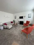 Entire Home by Newport Beach, Disneyland and SNA! Pet Friendly Home Downtown - 3-stjärniga