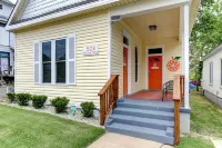 The Tangerine - Walk to Restaurants, Shops, Bars!