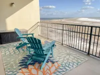 Breathtaking Views and Premier Amenities - Luxurious Coastal Escape
