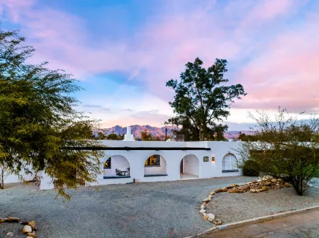 University of Arizona Western Oasis Отели рядом с достопримечательностью «Университет Аризона»