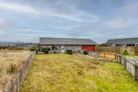 You, Me and the Sea Hotel in zona Beach Access 66C