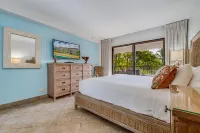 Garden View Condo with Extended Lanai and Chef’s Kitchen - Spacious Oasis