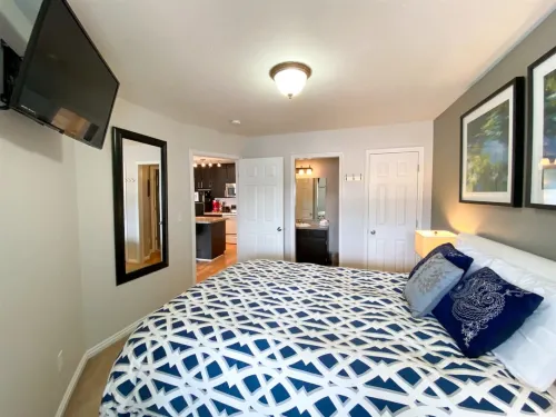 Beautiful, Updated Inn Building Condo #204 Hotels in Garden City