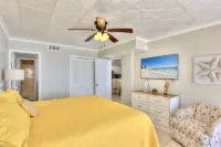 Glass-Enclosed Balcony and Outdoor Pool - Stunning Beachfront Haven