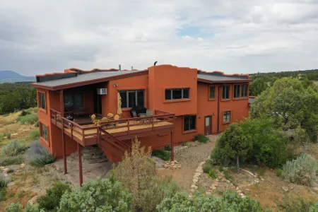 Privacy and Breathtaking Views - Gorgeous Mountain Sanctuary