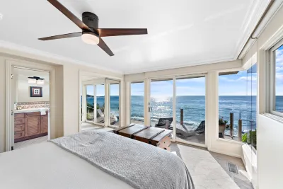Oceanfront Bliss - Stunning Views, Private Deck, Jetted Tub