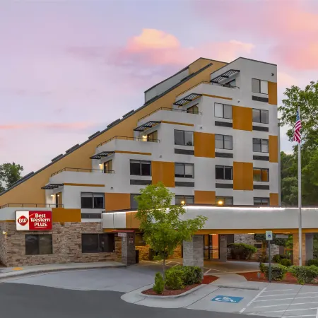 Best Western Plus Raleigh Crabtree Valley Hotel
