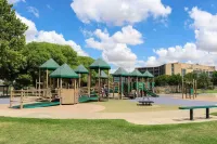 Harmony Home - 4/2 sleeps 11, 1 mile to Texas Tech - 방갈로