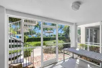 Lagoon Pool and Marina Amenities - Stunning Coastal Oasis Hotel a Key Largo