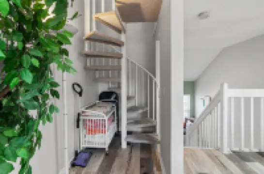 Charming Split Level Villa with Loft and Pool - Exquisite Resort Escape