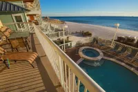 Oceanfront Luxury Retreat with Huge Balcony - Spacious Paradise Escape