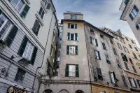 Art and Comfort Near Lomellini Street by Wonderful Italy - شقق