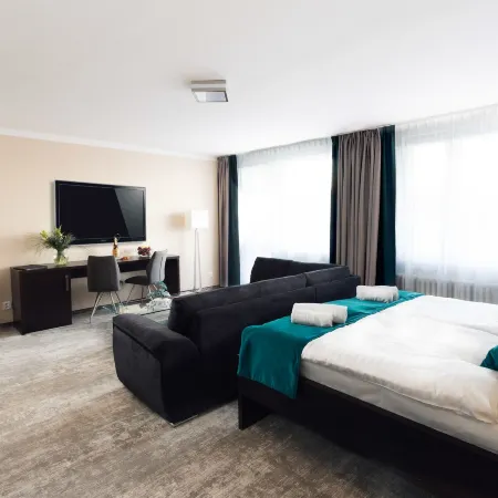 Hotel Crystal Отели в г. Кошице