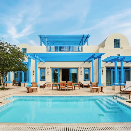 Hilton Salwa Beach Resort & Villas