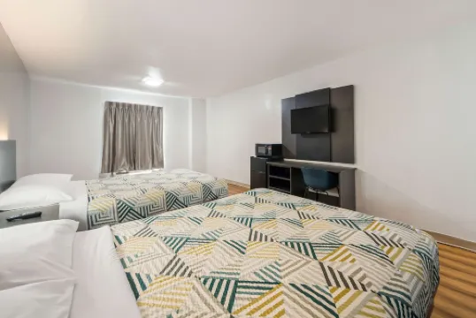 โมเทล 6 ลาเรโด เท็กซัส - นอร์ท ไอ-35