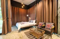 Chill at Hill Hotels near Wat Hua Pang