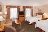 Hampton Inn & Suites Addison Hotels in Addison