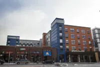 Hampton Inn & Suites St. Paul Downtown