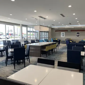 La Quinta Inn & Suites by Wyndham Tifton Отели в г. Тифт