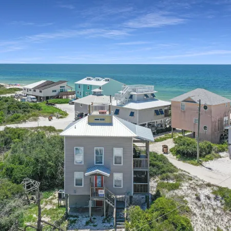 Narrow Escape by Pristine Properties Vacation Rentals