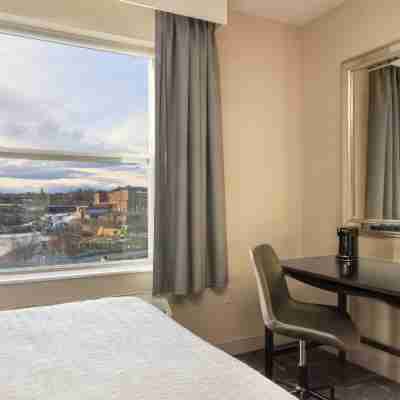 Hampton Inn Lewiston/Auburn Rooms
