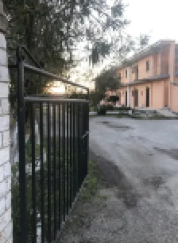 Room-Banos Apartment with 2 Rooms and sw