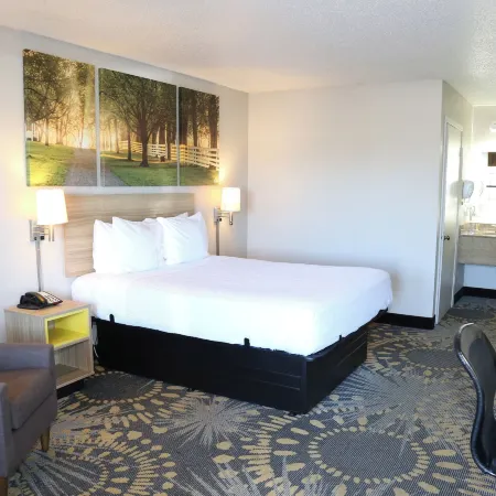Days Inn by Wyndham Monroe La