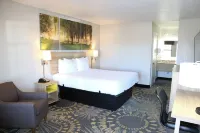 Days Inn by Wyndham Monroe La