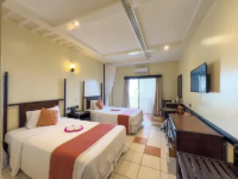 Mombasa Continental Resort Hotels in Shanzu