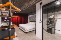 Quip Bed & Breakfast Hotels in Phuket