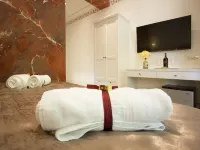 Well of Life Luxury Rooms Hotel dekat Split City Centre