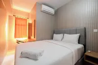 Relaxing 2Br Apartment at the Springlake Summarecon Hotels in North Bekasi