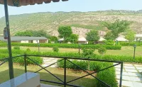 Sterling ReWild Sariska - Bergblick